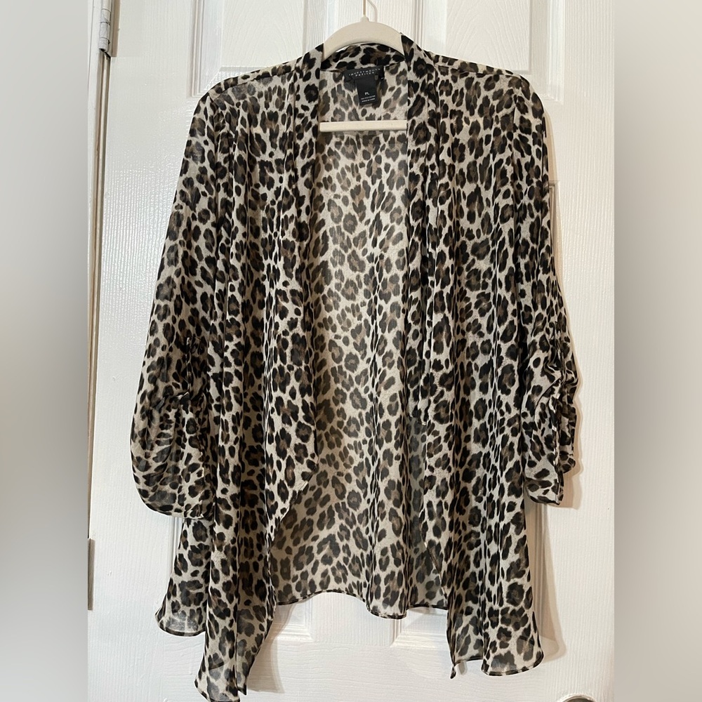 Investments Petite Leopard Print Sheer Kimono in Brown and Black
